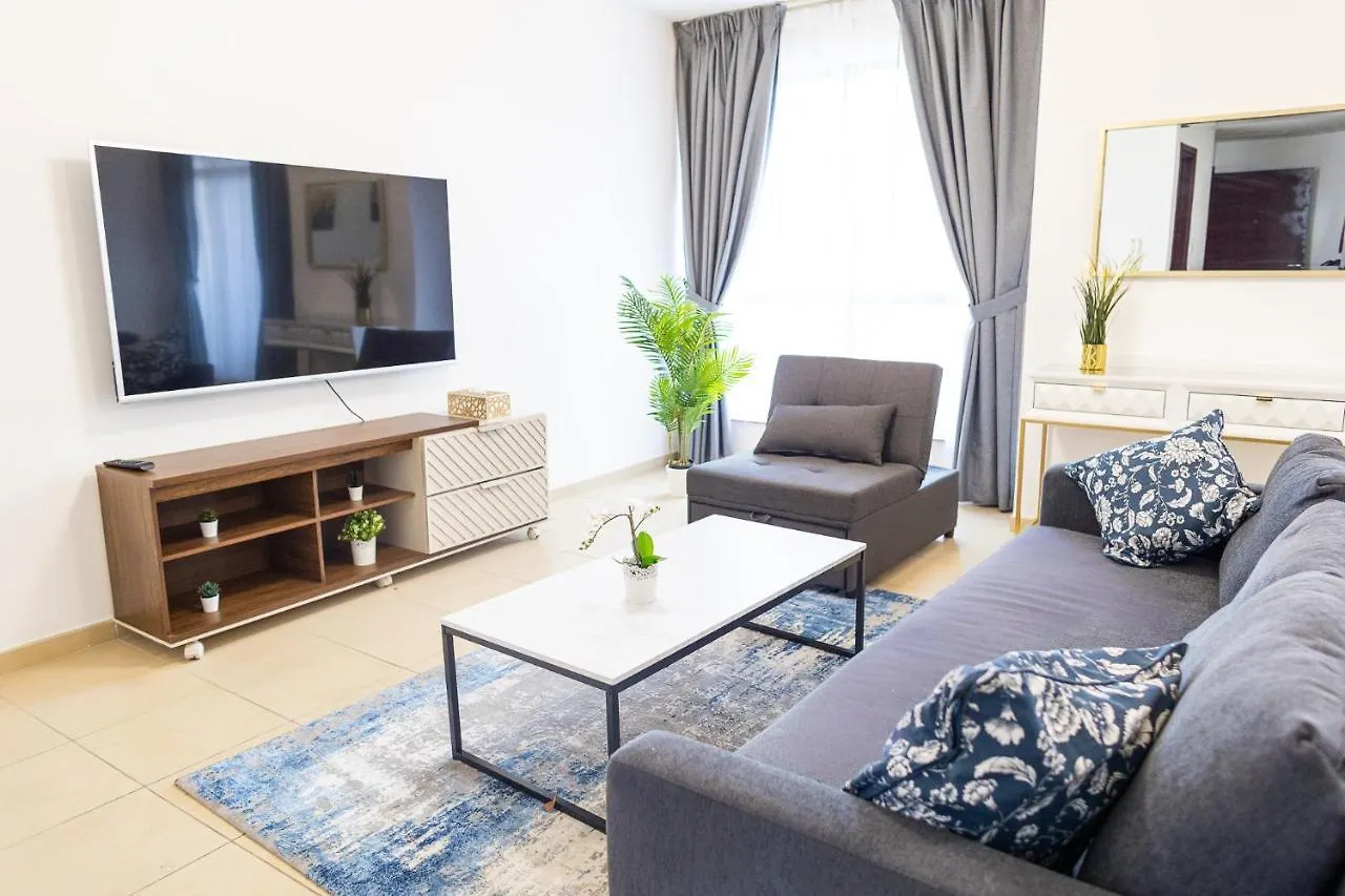 Apartments On Jbr By Happy Season Dubai